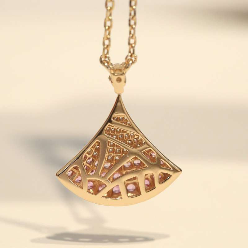 目を惹くカラー ブルガリ ビーゼロワン ネックレス 偽物 DIVAS DREAM☆ローズGold＆輝くダイヤ☆ネックレスS310 Buf46484