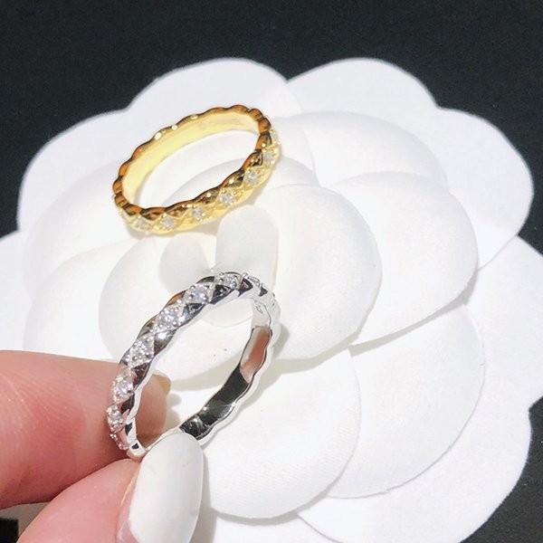争奪戦♡シャネル COCO CRUSH 18K リング コピー shk82367