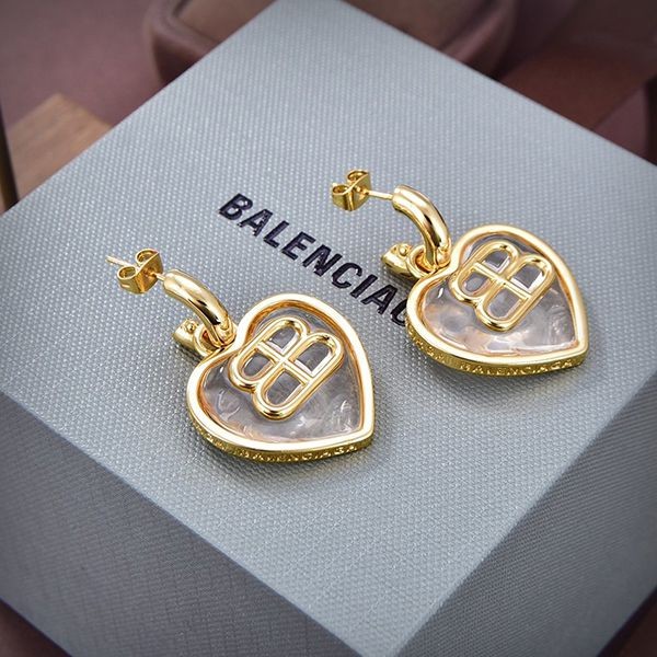 バレンシアガ  BB エングレーブ ハートピアス コピー bad09100