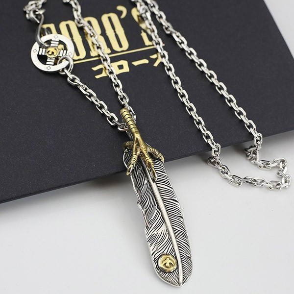 すぐ届く ゴローズ モンテカルロ 偽物 シルバー925 金爪フェザーネックレス、イーグルメタル シルバーフェザー ネックレス 送料無料 goi36987