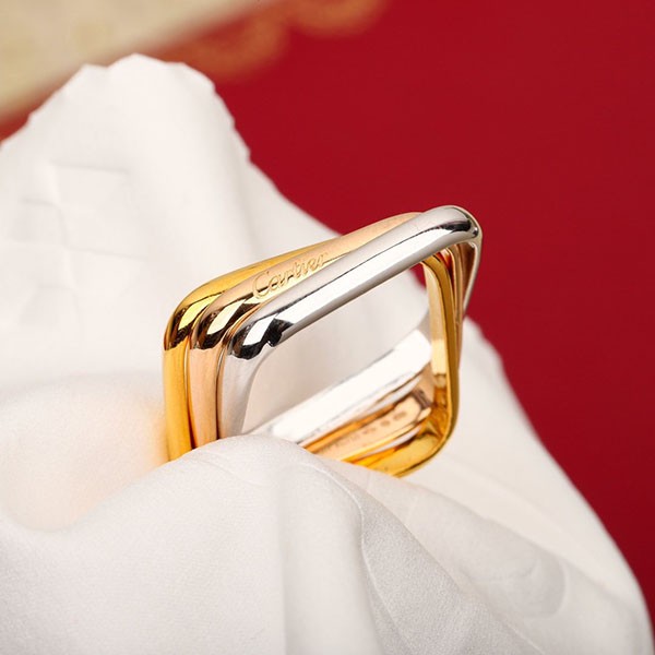 カルティエ トリニティ コピー リング MM  ユニセックス B4240600