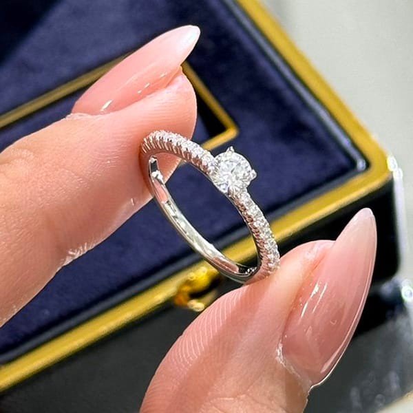 大人気!カルティエ レプリカ エタンセル ドゥ ソリテール リング N4744300