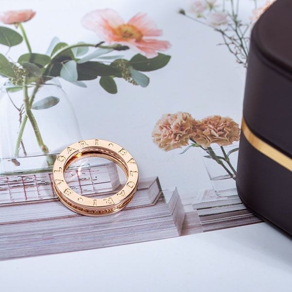 完売必至 ブルガリ リング 指輪 ビーゼロワン ピンクゴールド 18K Bua86937