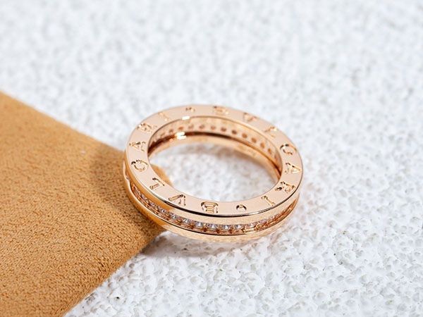 完売必至 ブルガリ リング 指輪 ビーゼロワン ピンクゴールド 18K Bua86937