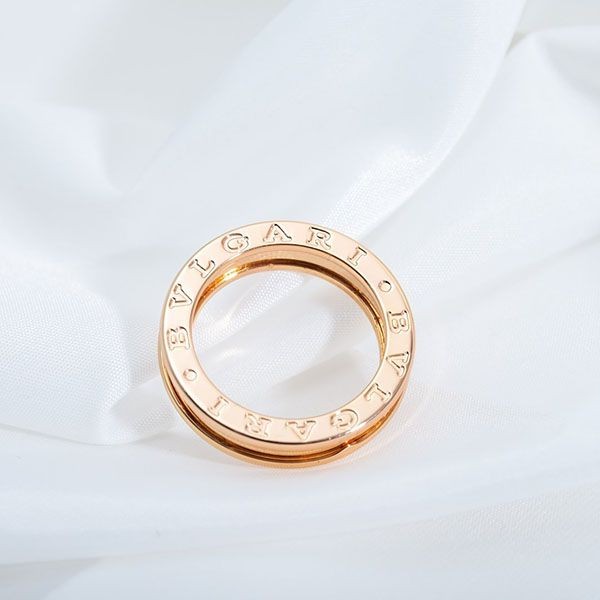 n級品 おすすめ ブルガリ リング 偽物 ビーゼロワン ピンクゴールド 18K Buw22532