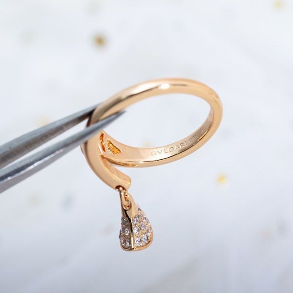 最新でオシャレ ブルガリ リング コピー ディーヴァドリーム ゴールド 18K Buc88684