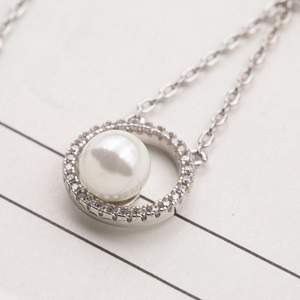 ミキモト ピアス コピー サークルモチーフ ダイアモンド シルバー mia94260