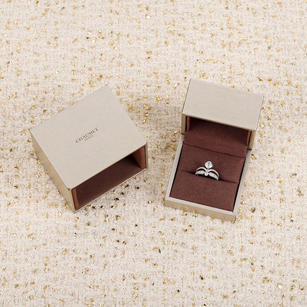 ショーメ 偽物 JOSÉPHINE AMOUR D‘AIGRETTE」「ジョゼフィーヌ」コレクション アムール デグレット リング shs81711