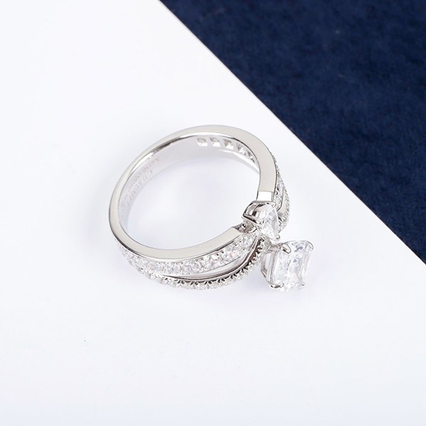 ショーメ 偽物 JOSÉPHINE AMOUR D‘AIGRETTE」「ジョゼフィーヌ」コレクション アムール デグレット リング shs81711