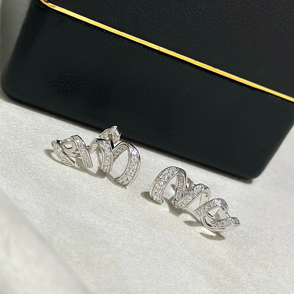 ショーメ TORSADE DE CHAUMET（トルサード ドゥ ショーメ）偽物 イヤリング shw59440