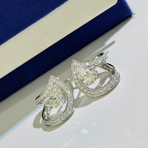 ショーメ TORSADE DE CHAUMET（トルサード ドゥ ショーメ） イヤリング 偽物 shs50688