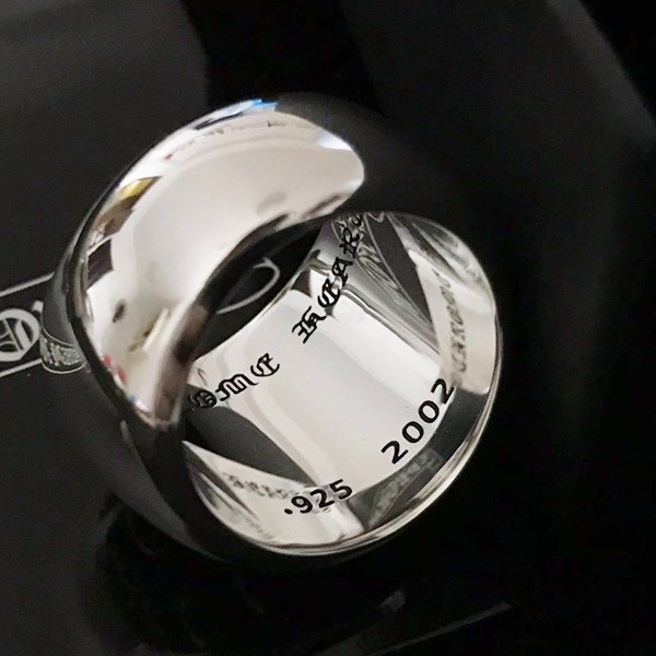 クロムハーツ 偽物 クラシック オーバルスターリング Kud93029