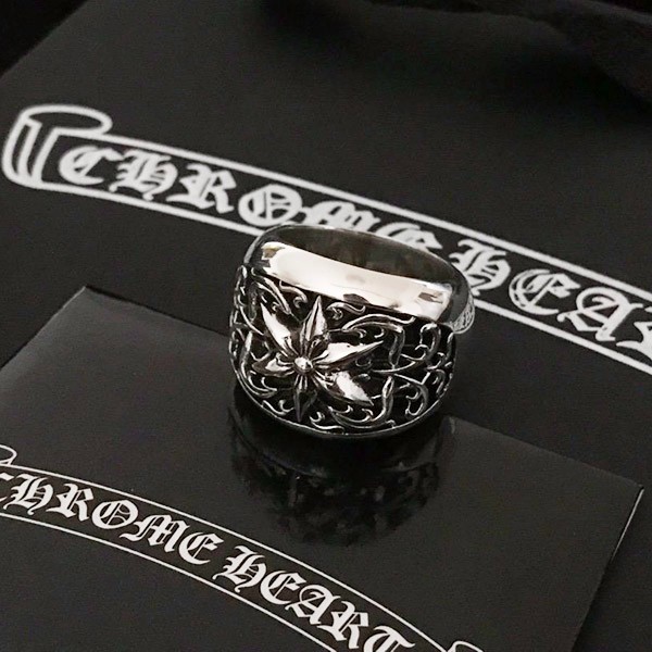 クロムハーツ 偽物 クラシック オーバルスターリング Kud93029