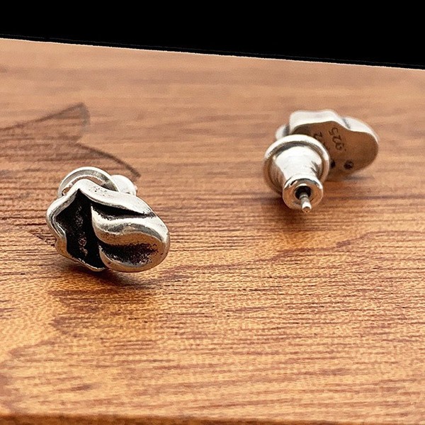 クロムハーツ 偽物 シルバー925 ローリングストーンズ リップ&タン ピアス Kua16960