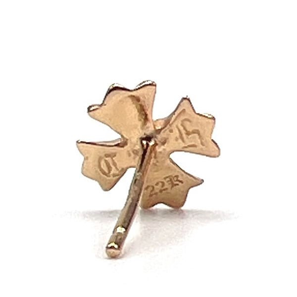 大人気!クロムハーツ 22K ゴールド CHプラス エメラルド ピアス 偽物 Kuh77260