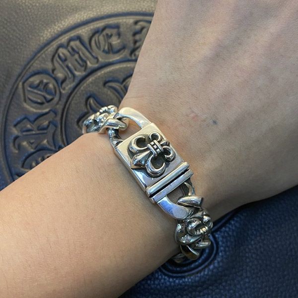 追跡付 クロムハーツ マルチリンク 偽物 Bracelet ブレスレット Kuy95870