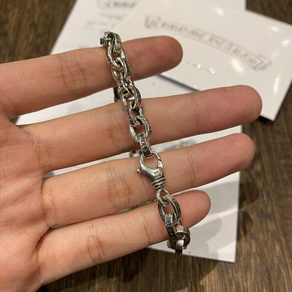 n級 おすすめ クロムハーツ コピー ロゴチェーンブレスレット silver Kut28215