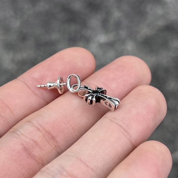 クロムハーツ  CH CROSS ベイビーファットピアス with ダイヤ Kuv59003