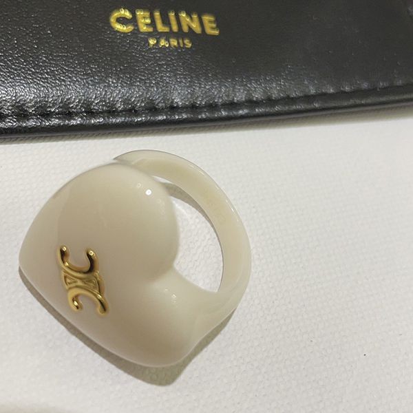 【♡可愛さ炸裂♡】セリーヌ ハート型 リング スーパーコピー Cec97701