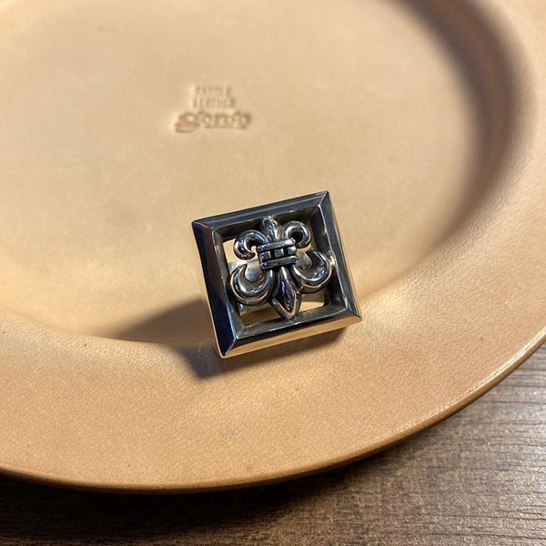 超限定♪クロムハーツ PENTAGON BS FLEUR リング N級品 Kux15740