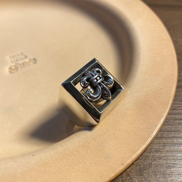 超限定♪クロムハーツ PENTAGON BS FLEUR リング N級品 Kux15740