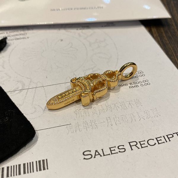 クロムハーツ ダブルダガー 22k 偽物ペンダントトップ パヴェダイヤ ダイヤモンド Kus75883