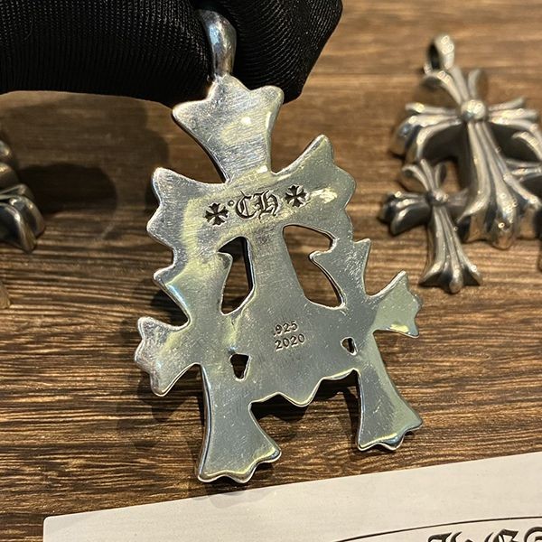 入手困難品！クロムハーツ クロス ダガー キーリング 偽物 Kud76974