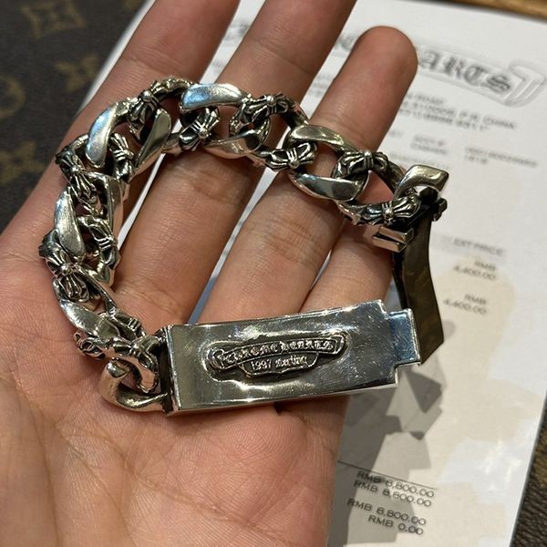 超限定♪クロムハーツ フローラルクロス ID ブレスレット 偽物 Kup74724