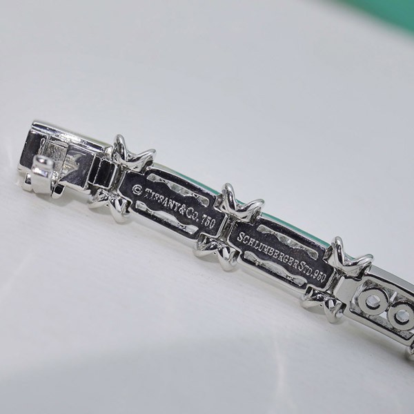 ティファニー クロスデザイン コピー ダイヤモンド エタニティリング Tis36270