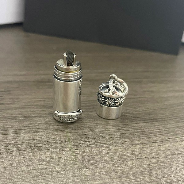 稀少 クロムハーツ CHクロス シリンダー オイルライター 偽物 Kua78459