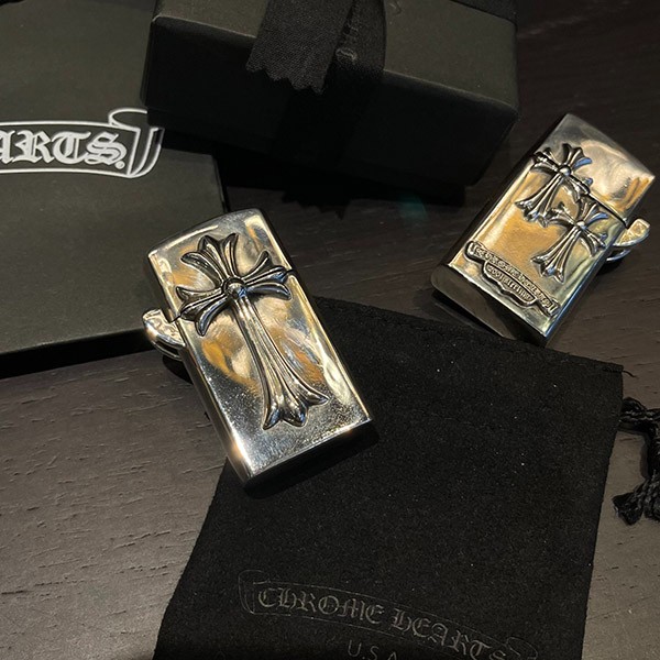 ★日本!!人気！クロムハーツ 2タイニー CHクロス ジッポ ジッポー コピー ライター V2 Kuz43174