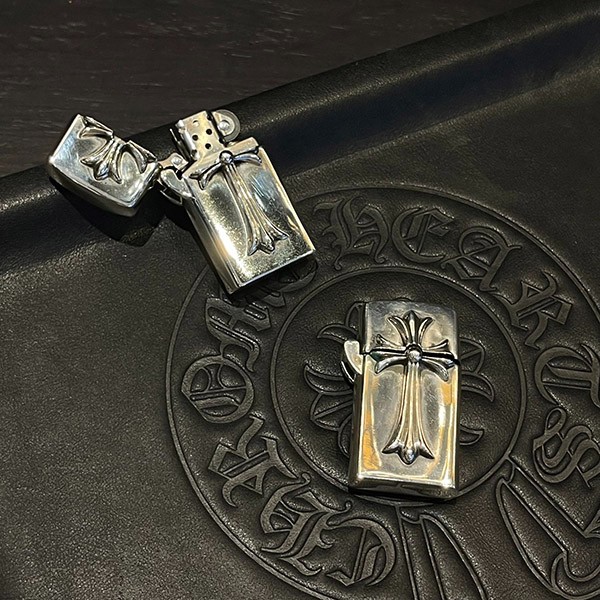 ★日本!!人気！クロムハーツ 2タイニー CHクロス ジッポ ジッポー コピー ライター V2 Kuz43174