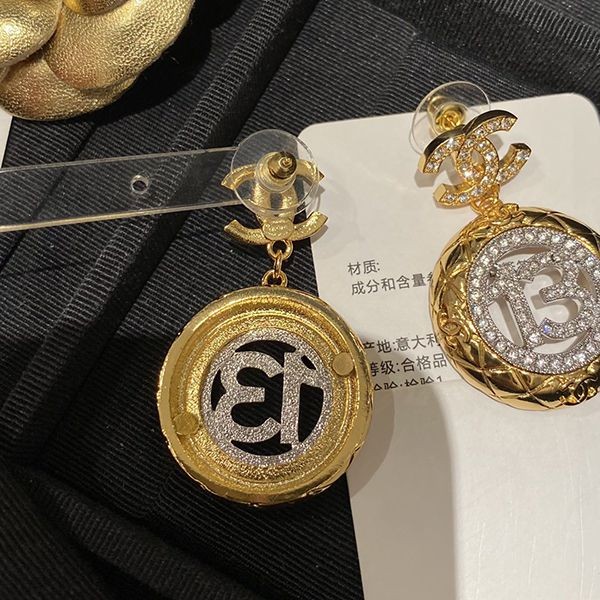 絶対欲しい！可愛い♡シャネル CCロゴ ピアス スーパーコピー shu90892