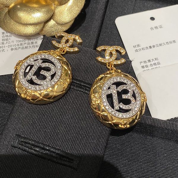 絶対欲しい！可愛い♡シャネル CCロゴ ピアス スーパーコピー shu90892