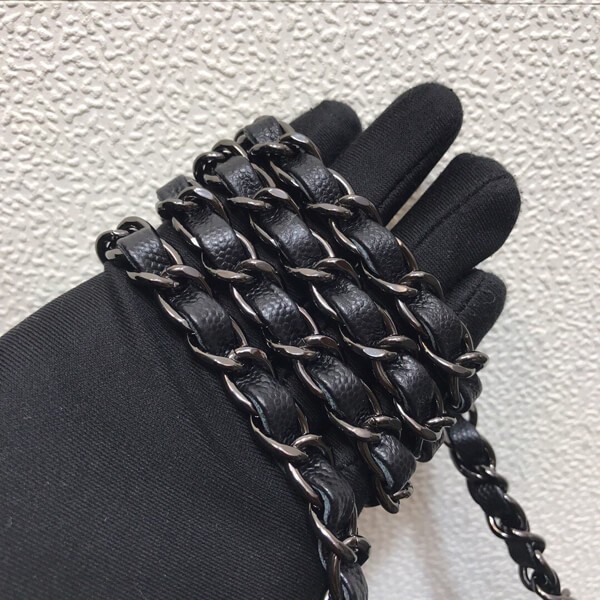 関税負担なしシャネル キャビアスキン ショルダーバッグブラックshn61668