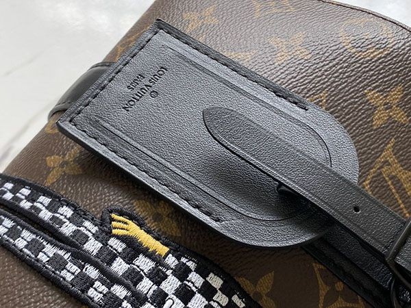 関税負担なしルイヴィトン ショルダーバッグ 偽物 モノグラム シティー キーポル M45652