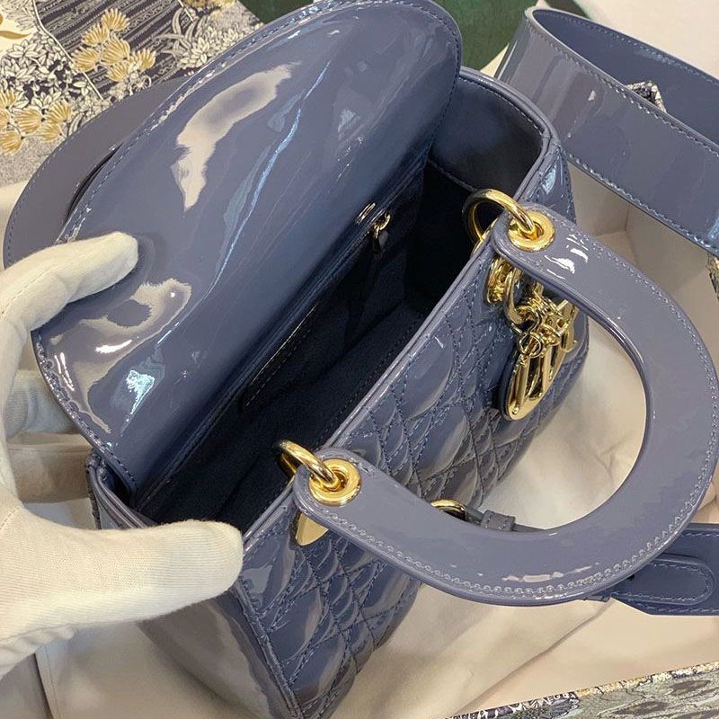 大人気！レディ ディオール スモールハンドバッグコピー カーフスキン ショルダー deu23114