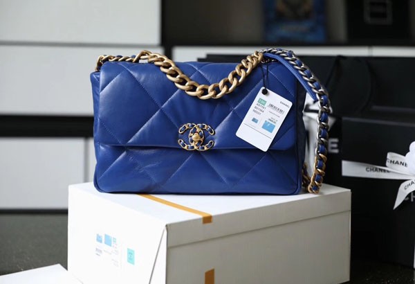 欲しい♡超限定♪ シャネル コピーフラップ バッグ ショルダーバッグ shl65156