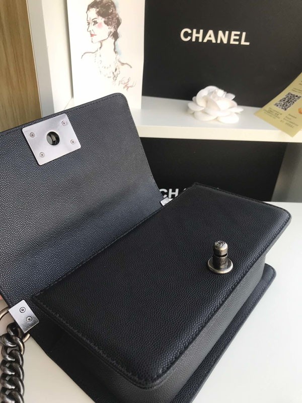 欲しい♡超限定♪ シャネル コピー  ボーイ シャネル ショルダーバッグ shu37036