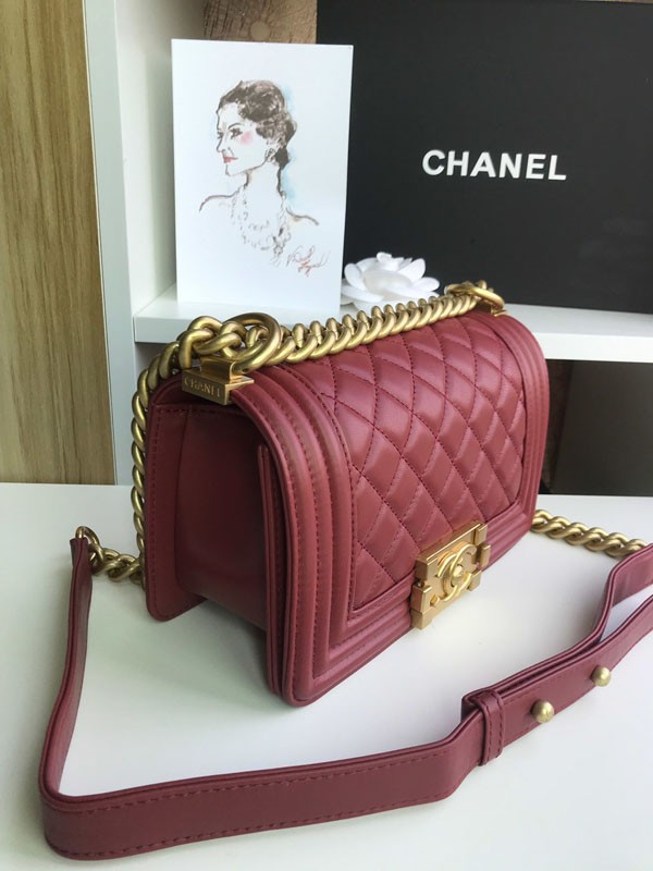 欲しい♡超限定♪ シャネル マトラッセ ボーイ シャネル ショルダーバッグ コピー shp92289