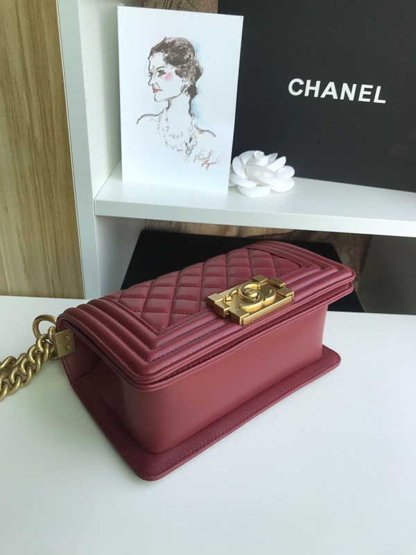 欲しい♡超限定♪ シャネル マトラッセ ボーイ シャネル ショルダーバッグ コピー shp92289