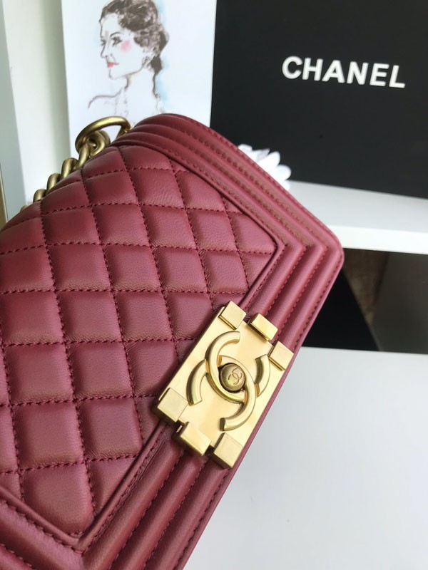 欲しい♡超限定♪ シャネル マトラッセ ボーイ シャネル ショルダーバッグ コピー shp92289