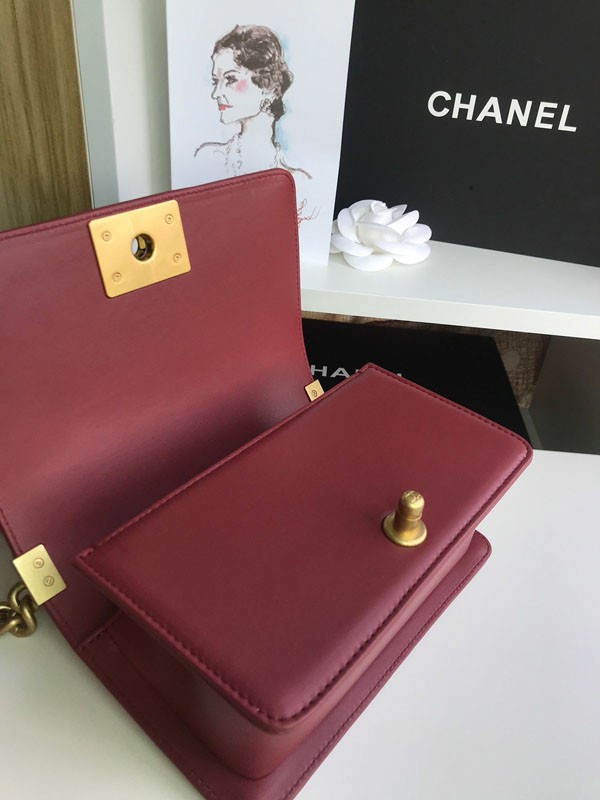 欲しい♡超限定♪ シャネル マトラッセ ボーイ シャネル ショルダーバッグ コピー shp92289