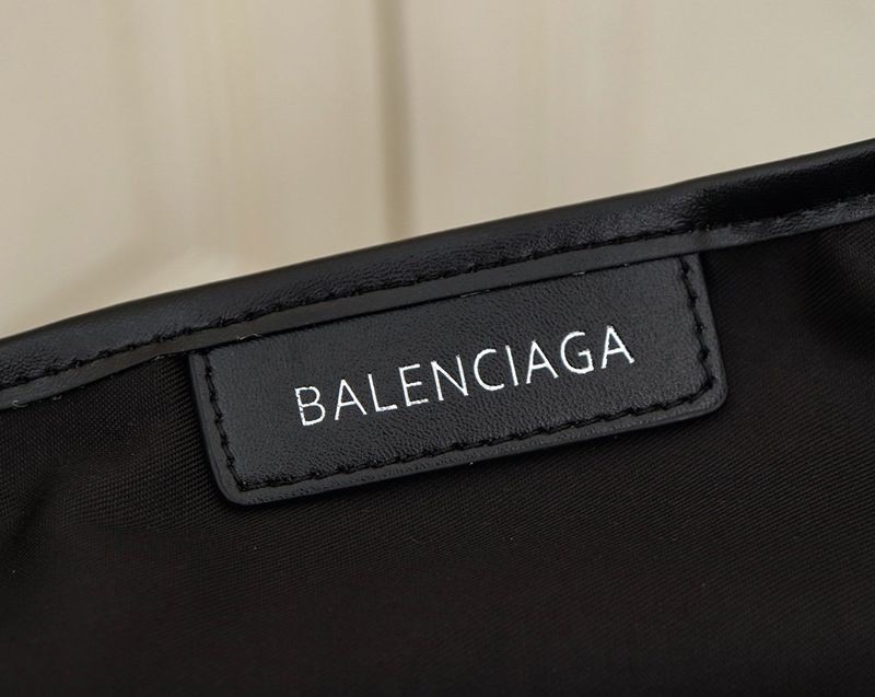 目を惹くカラーバレンシアガ トートバッグ 偽物/NAVY CABAS M ネイビーカバス baz93979