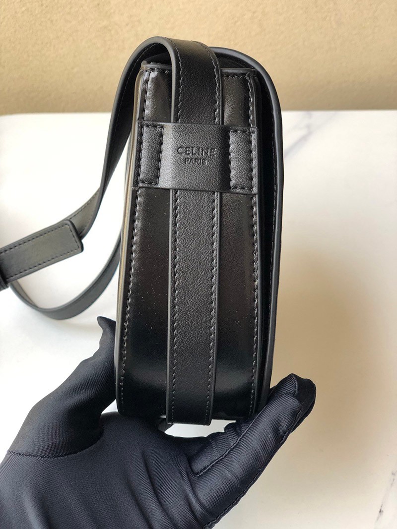 関税負担なしセリーヌ ハンドバッグ 偽物 ミディアム マイヨン トリオンフ バッグ カーフスキン Cer81157