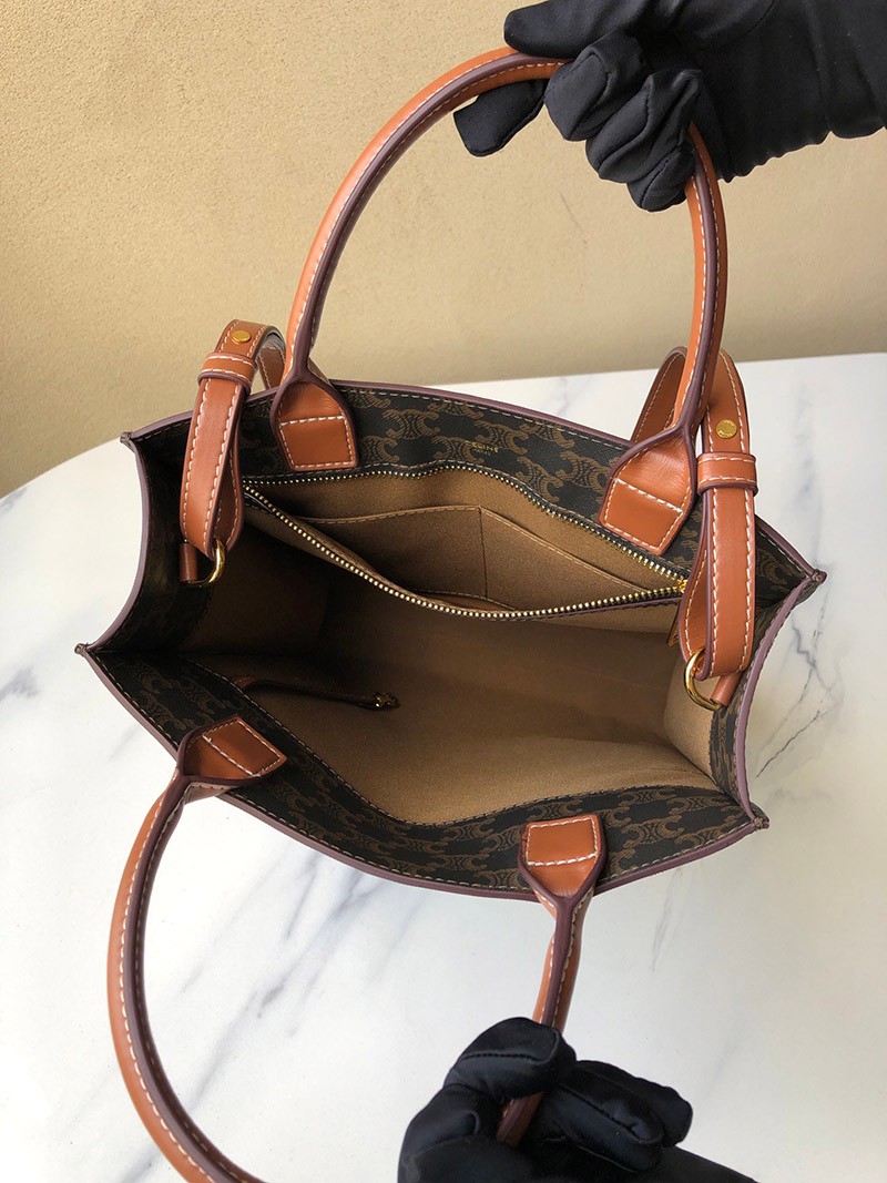 【即発】★セリーヌ トートバッグ 偽物★トリオンフ キャンバス TAN 191542BZK04LU