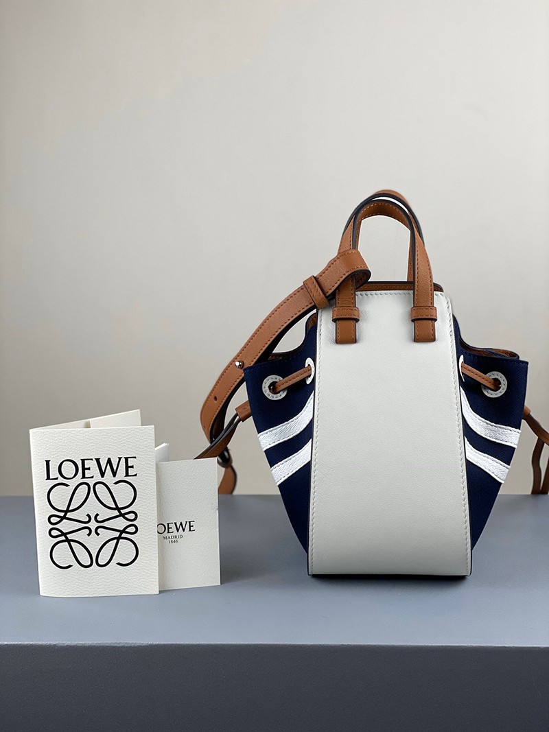 稀少ロエベ ハンモック コピー ドローストリング ショルダーバッグ lok40677