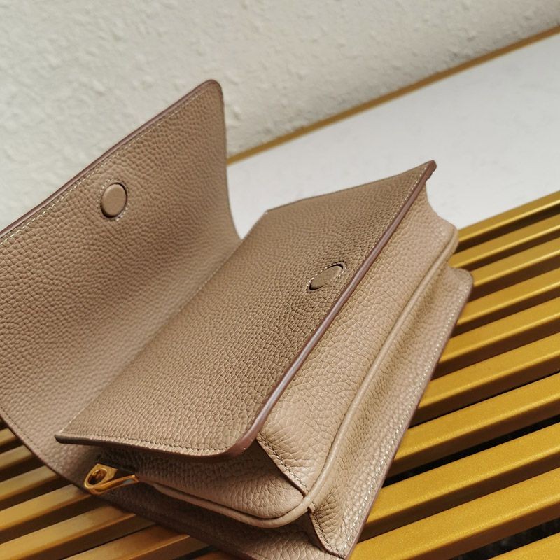 完売必至 21AW sale /プラダレザーショルダーバッグ puh25154