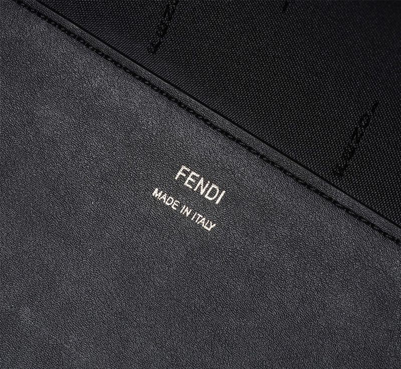 超話題!フェンディ 偽物 サンシャイン レザーショッパーバッグ fep34547