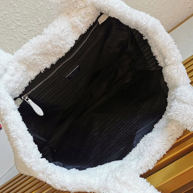 定番 21AW【プラダ】テリー トートバッグ コピー pun73591